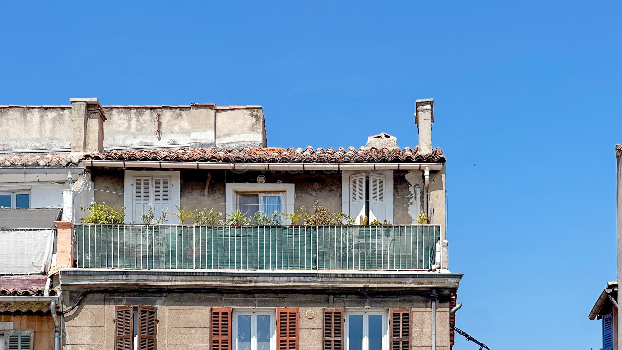 T2 avec terrasse en dernier étage République 13400 AUBAGNE n°10