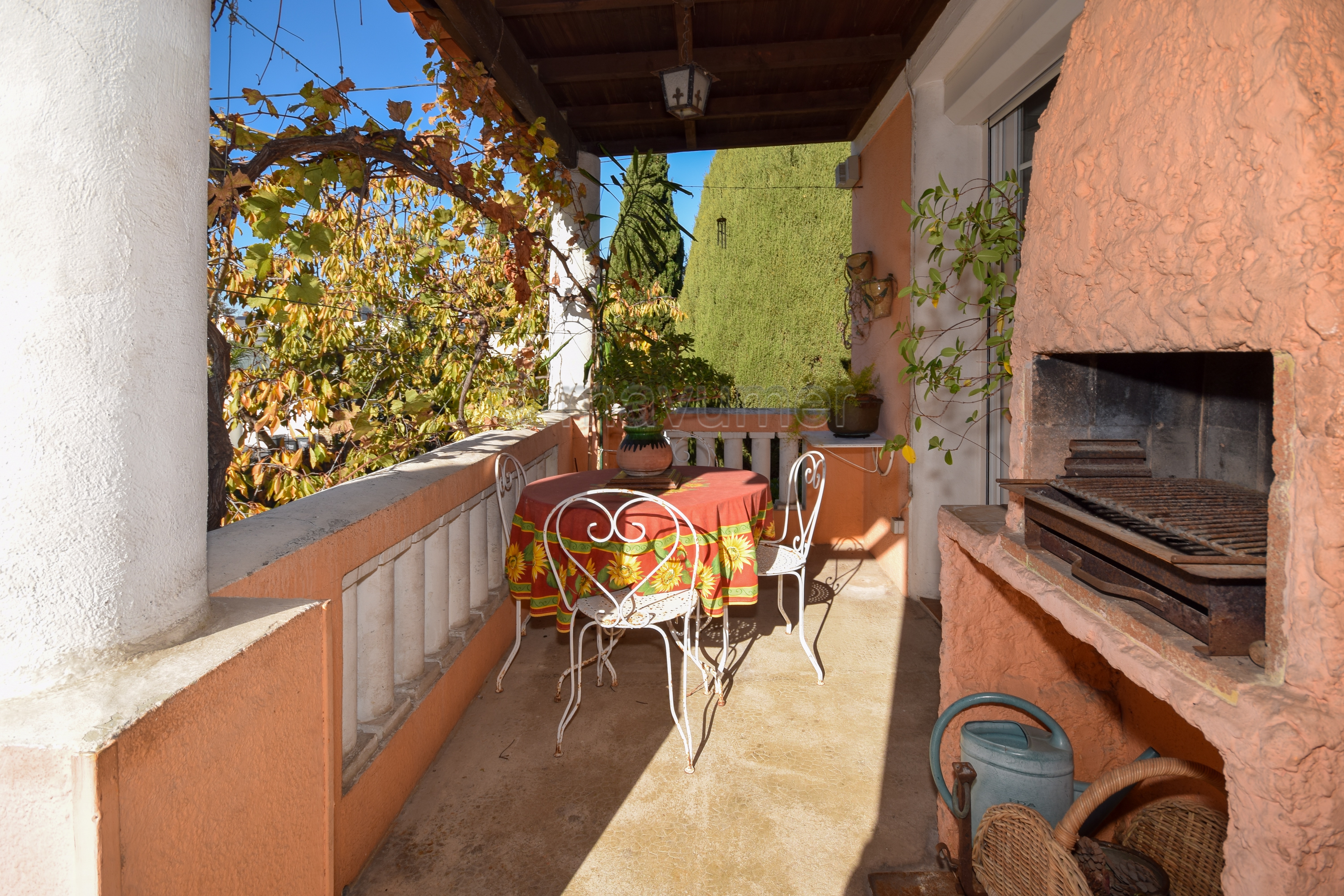 Maison à réinventer avec piscine et potentiel d’agrandissement Marseille 13009 – Mazargues / Rolland Garros –