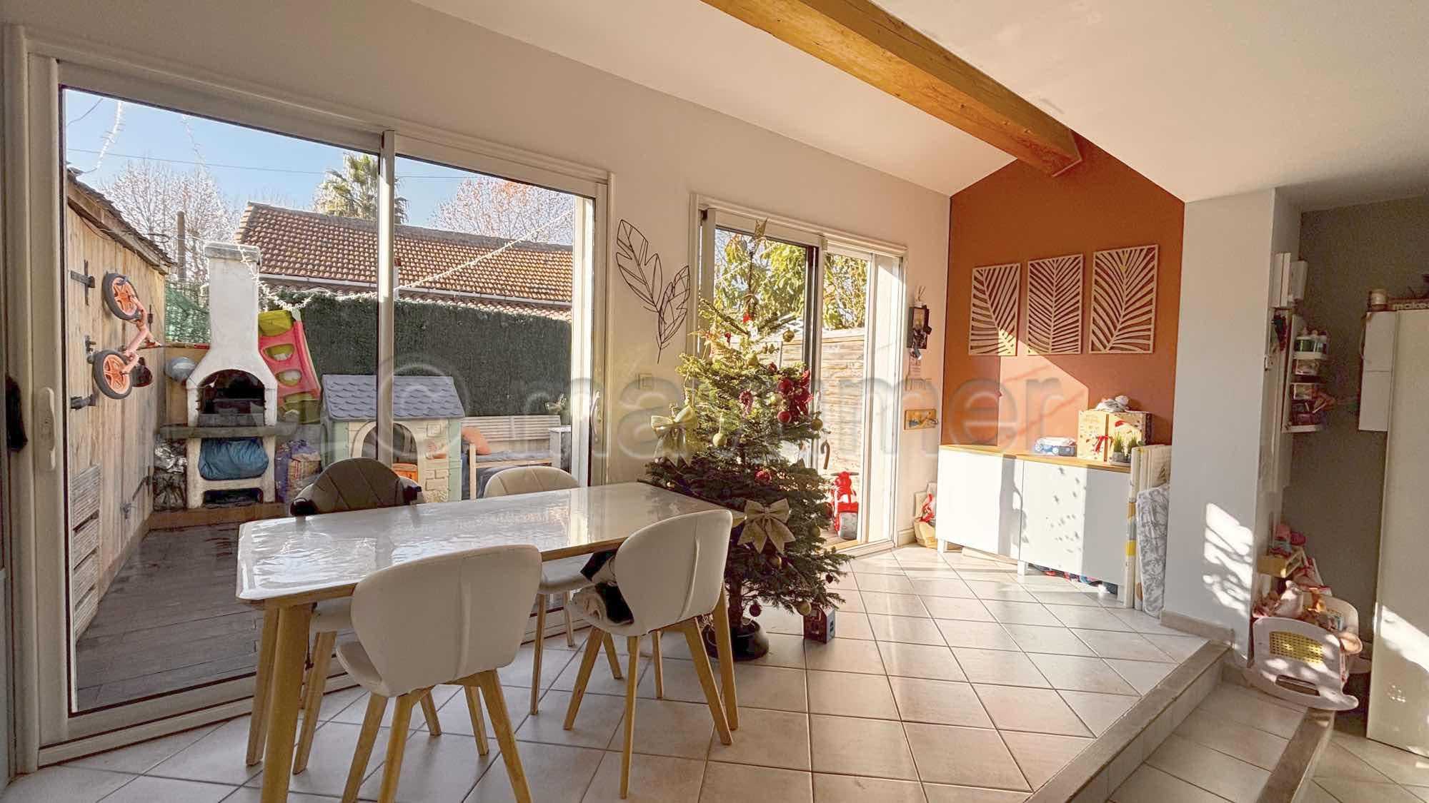 Maison mitoyenne Plan de Cuques n°10