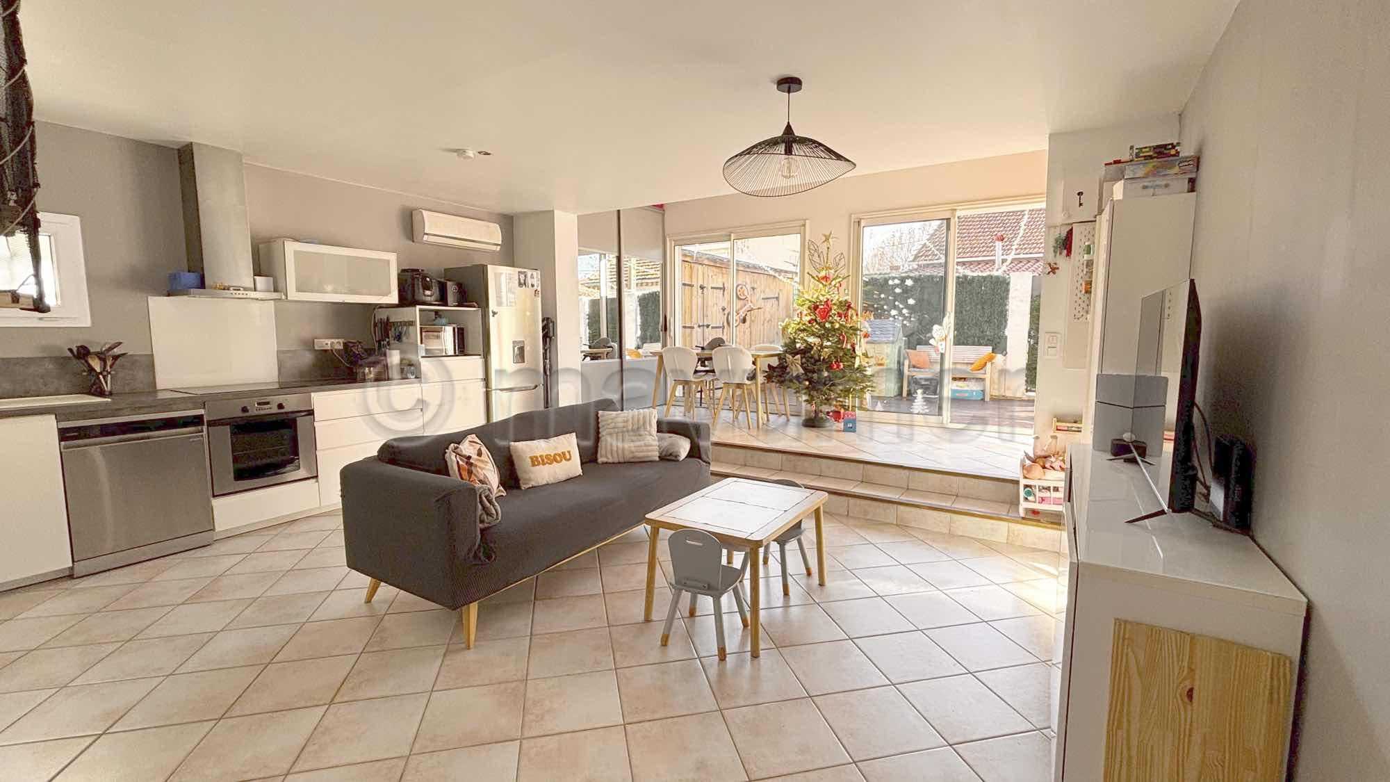 Maison mitoyenne Plan de Cuques n°16