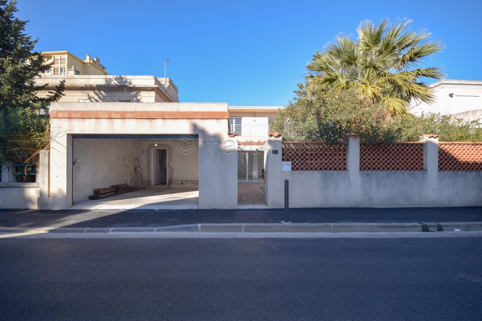 Maison familiale avec jardin, terrasses, garage St Marguerite- Dromel– 13009 Marseille n°4