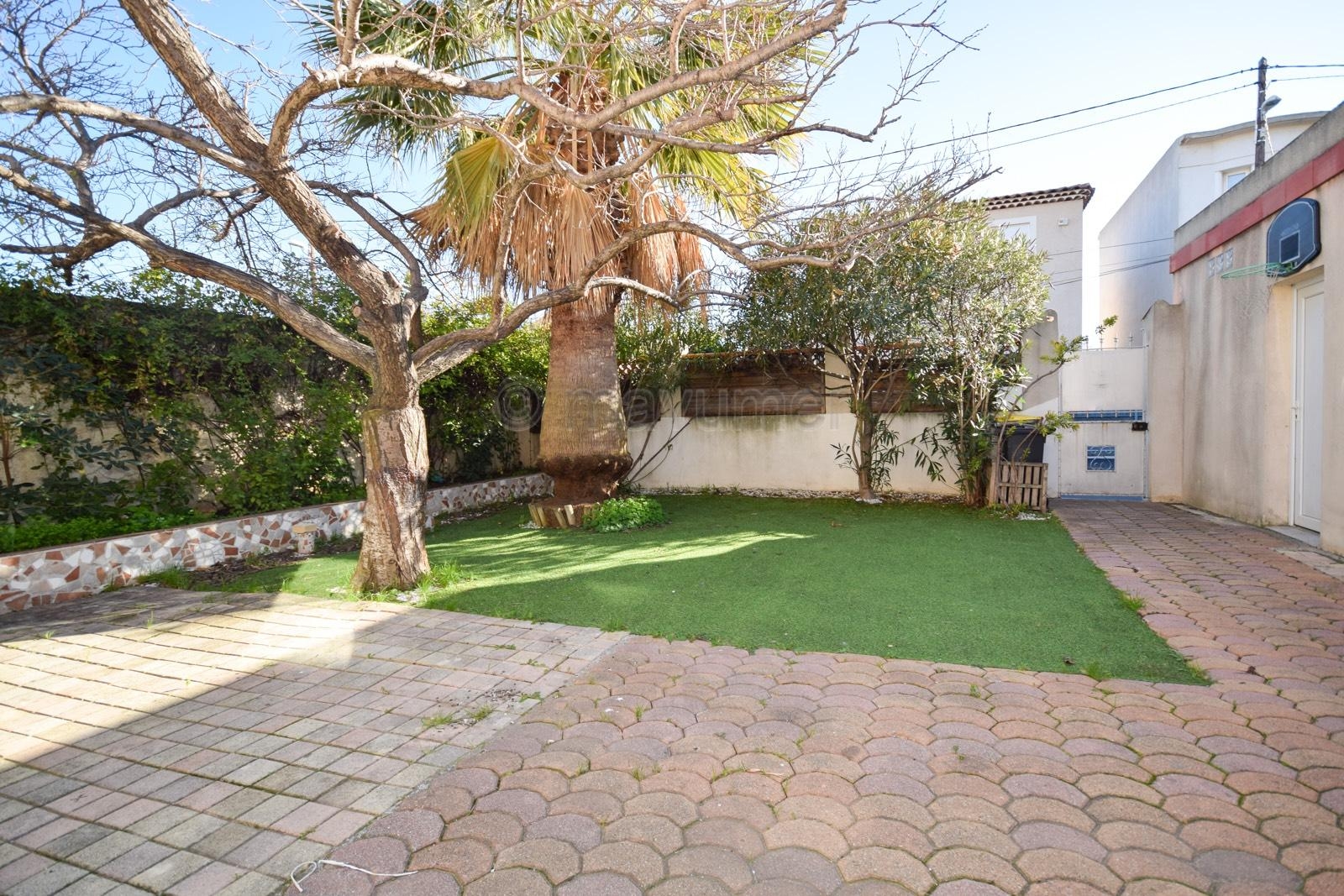Maison familiale avec jardin, terrasses, garage St Marguerite- Dromel– 13009 Marseille n°9