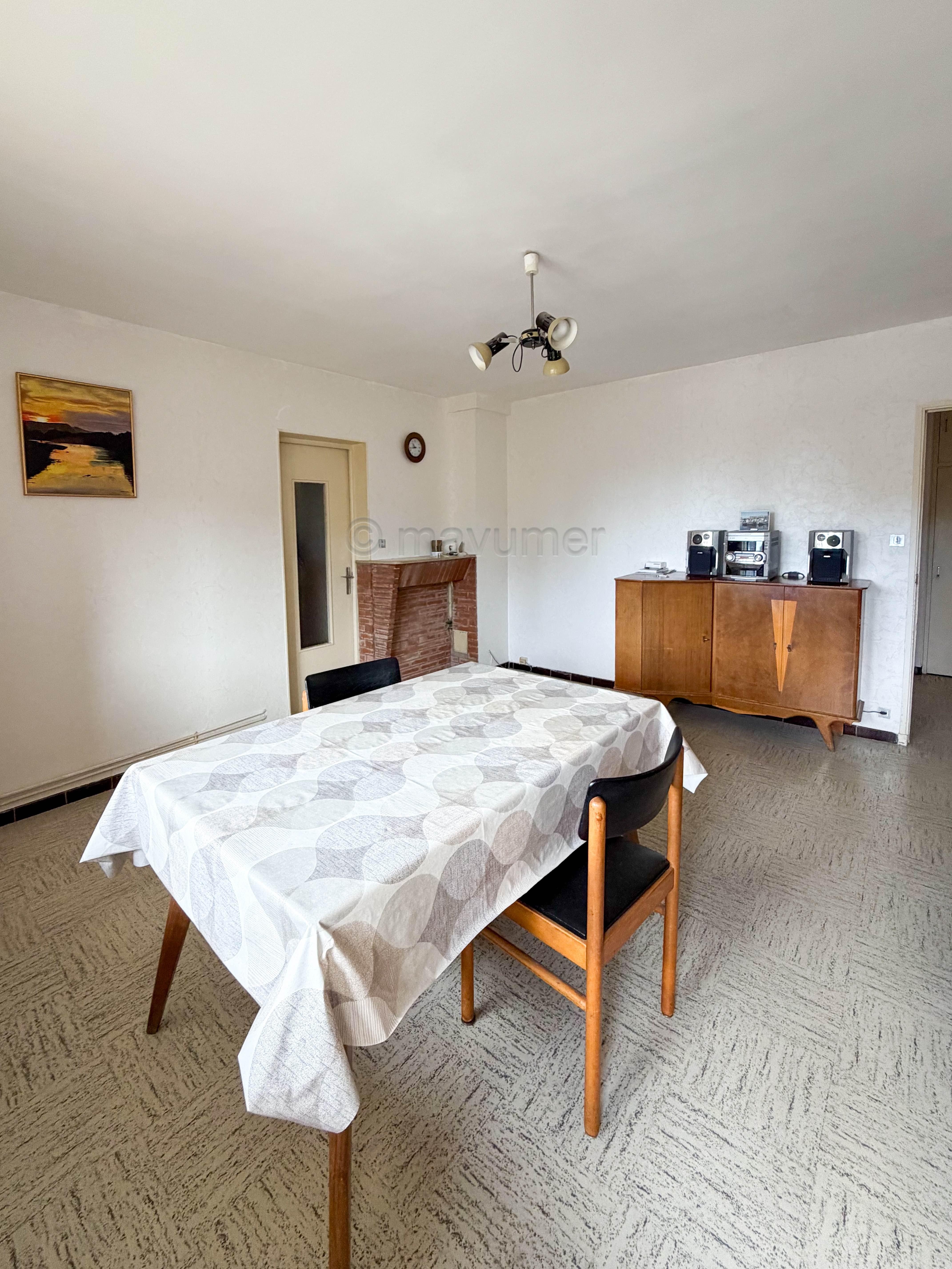 Appartement T4 -balcon fermé - cave -  Beauvallon - 13009 Marseille n°5