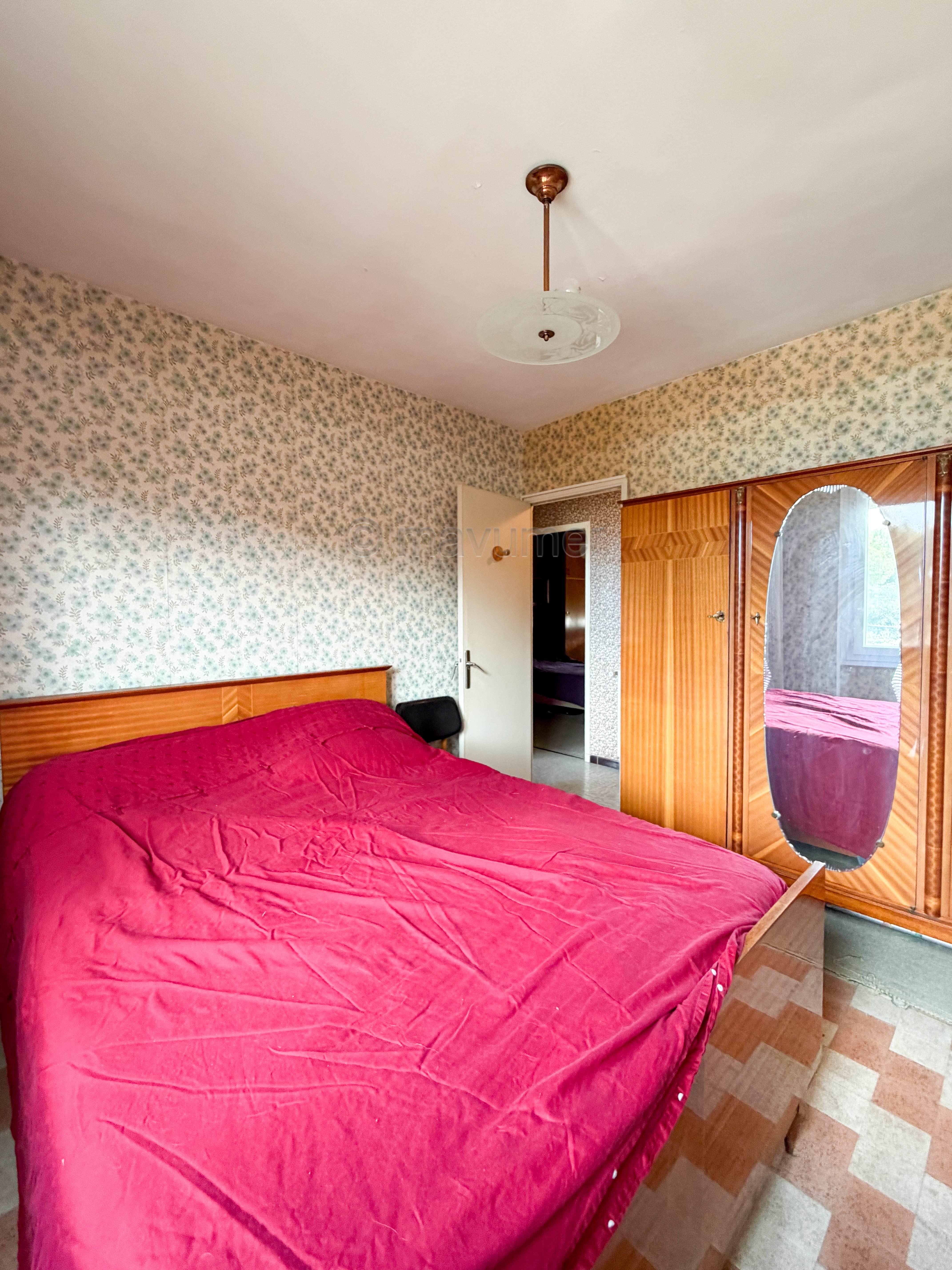 Appartement T4 -balcon fermé - cave -  Beauvallon - 13009 Marseille n°5