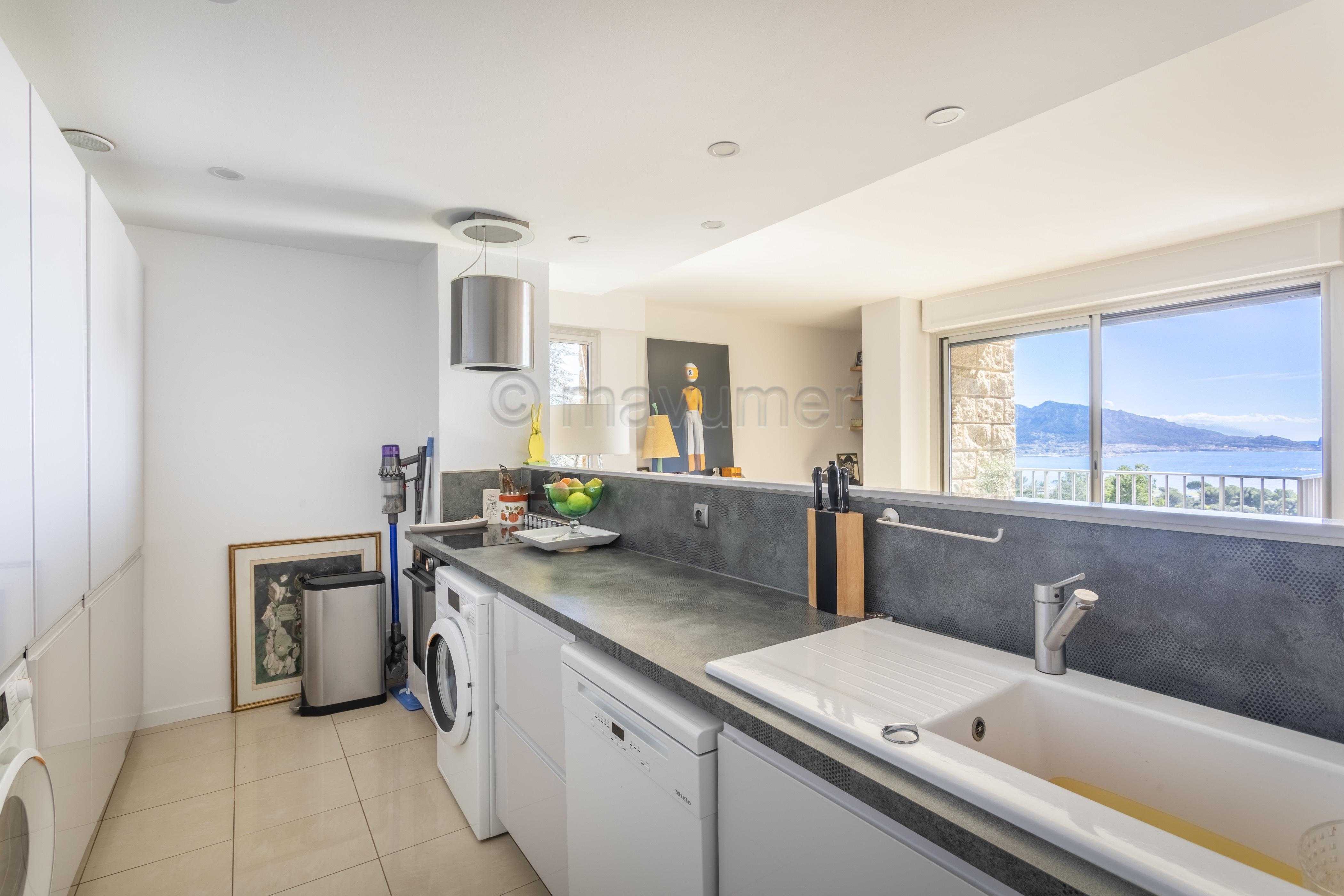 Appartement T5 vue mer – Résidence La Rouvière – Marseille 9ème n°10