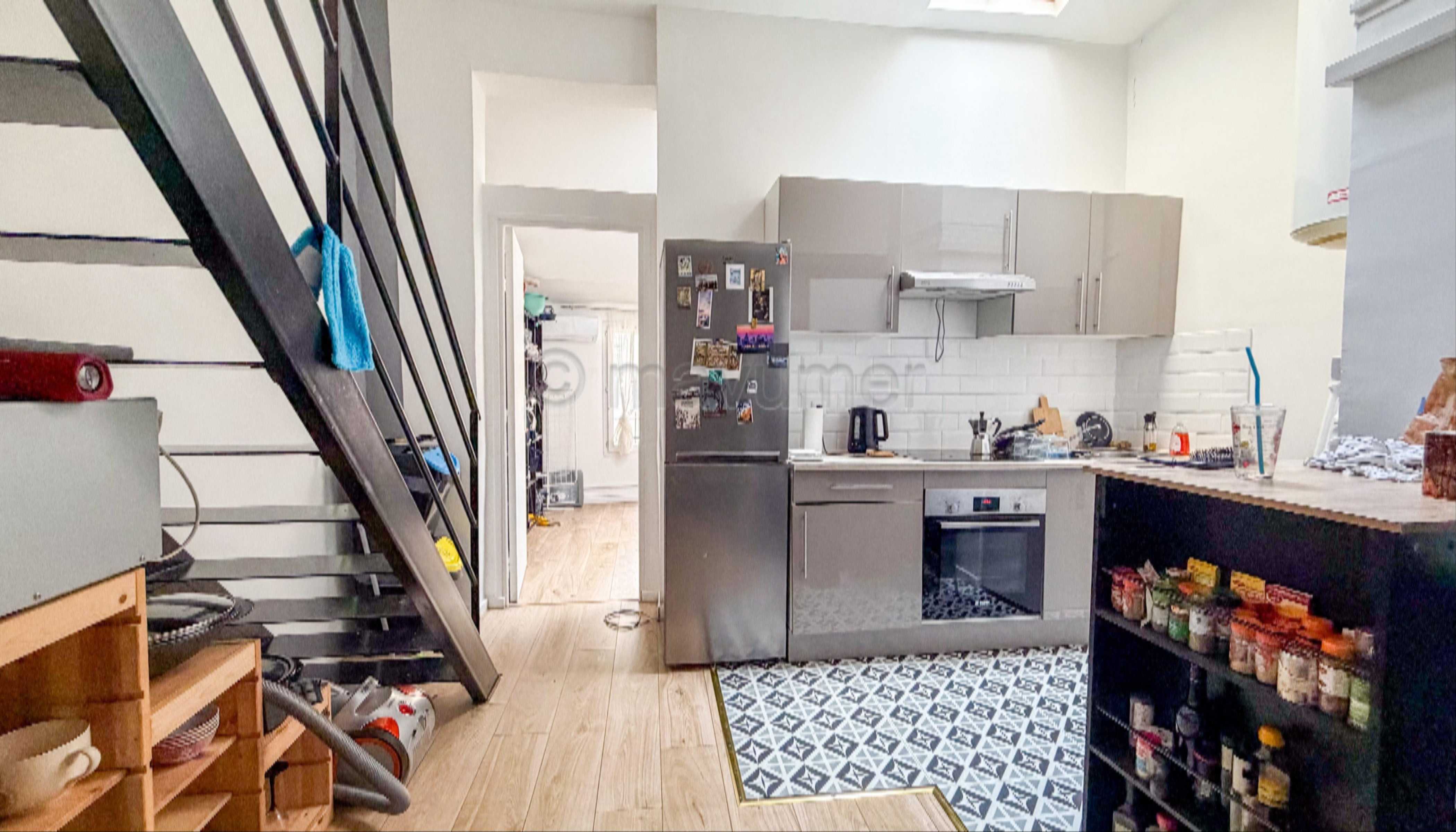 Immeuble de 4 appartements Types 2 et 3 angle bd Baille/Lodi 13006 MARSEILLE