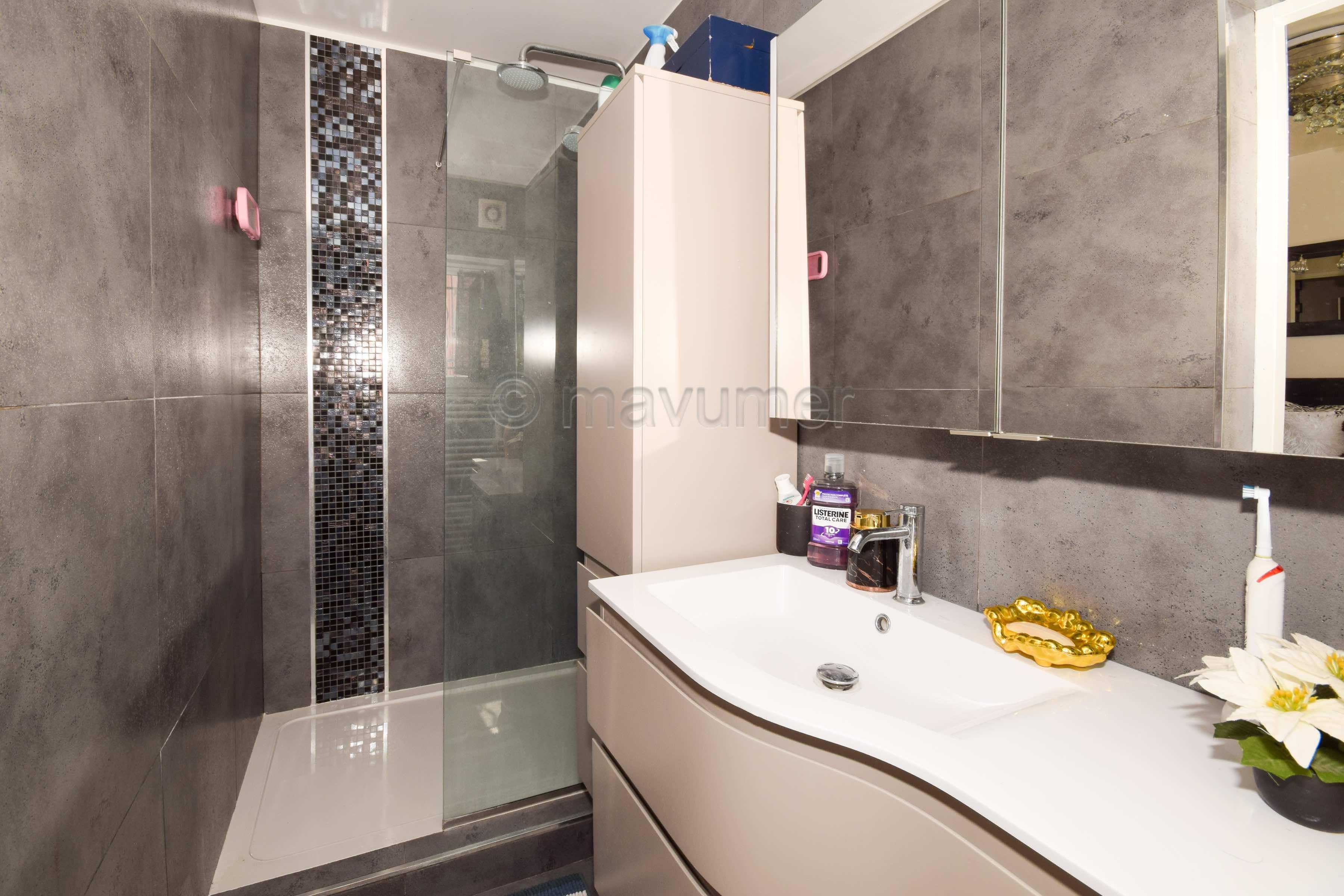 APPARTEMENT T4 ESPRIT MAISON AVEC PISCINE, JARDIN PRIVATIF DE 450 M² ET VUE MER L'ESTAQUE  13016 Marseille n°2