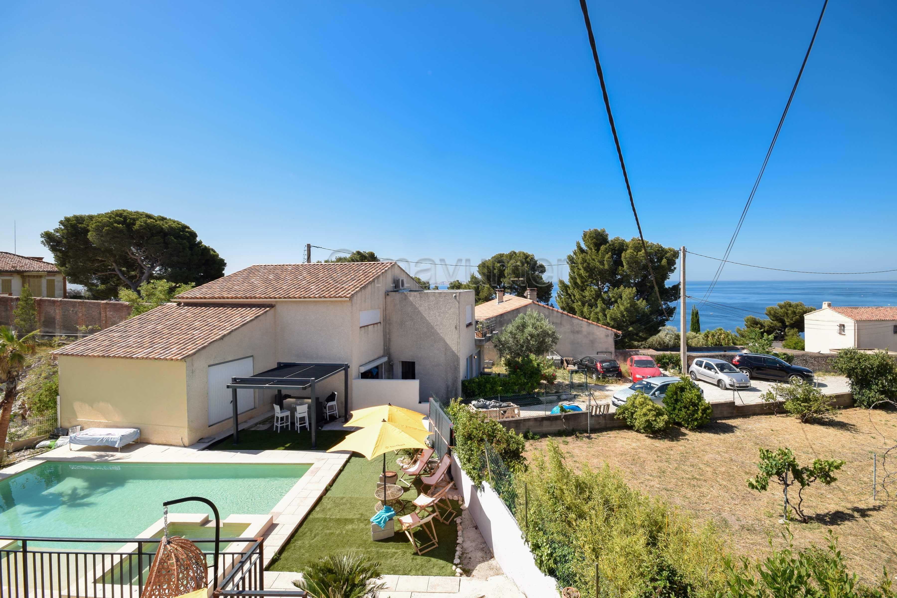 APPARTEMENT T4 ESPRIT MAISON AVEC PISCINE, JARDIN PRIVATIF DE 450 M² ET VUE MER L'ESTAQUE  13016 Marseille n°7