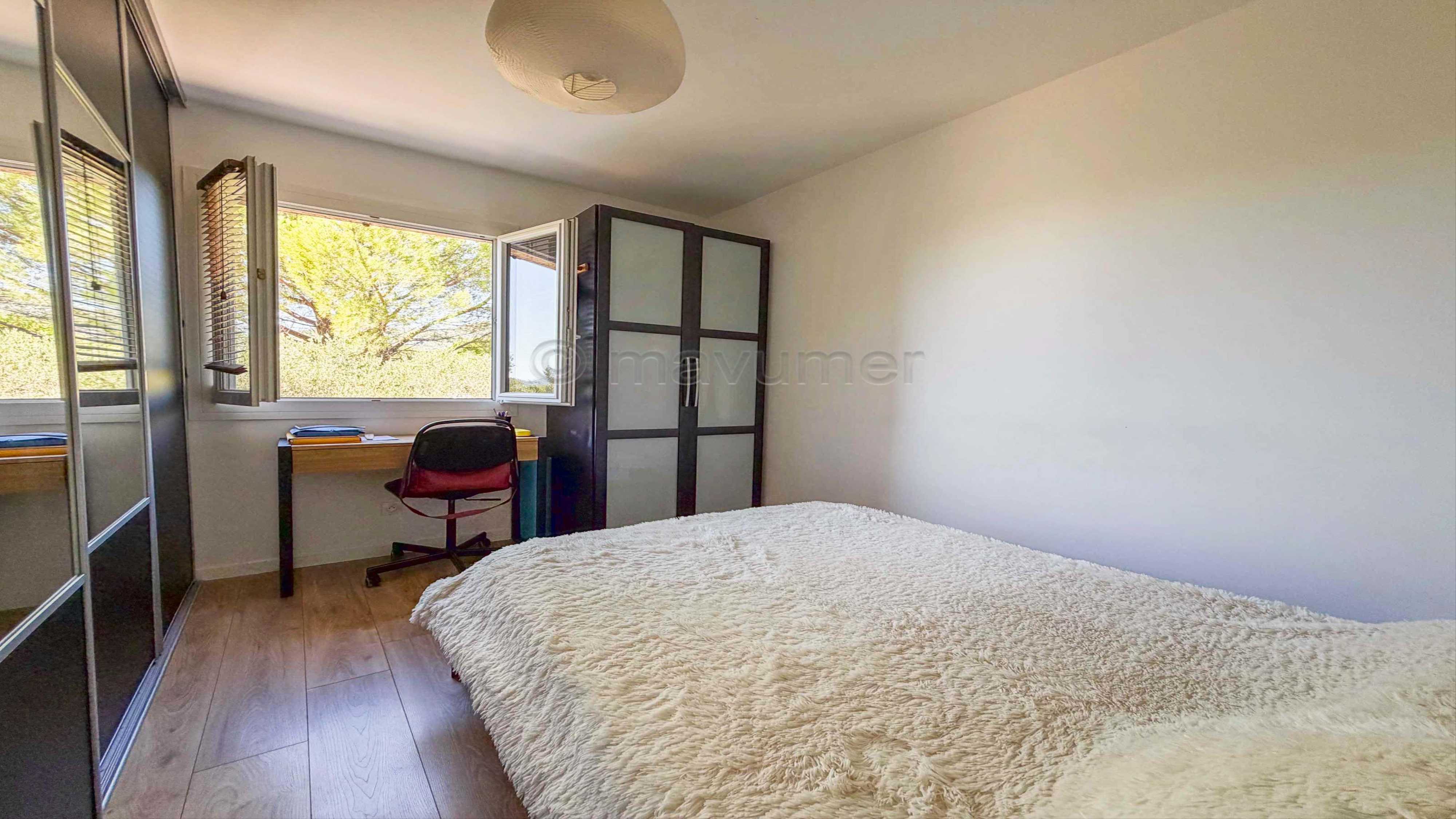 MAISON T4 LUMINEUSE AVEC PISCINE, GARAGE ET VUE DÉGAGÉE – SAINT-ZACHARIE n°5
